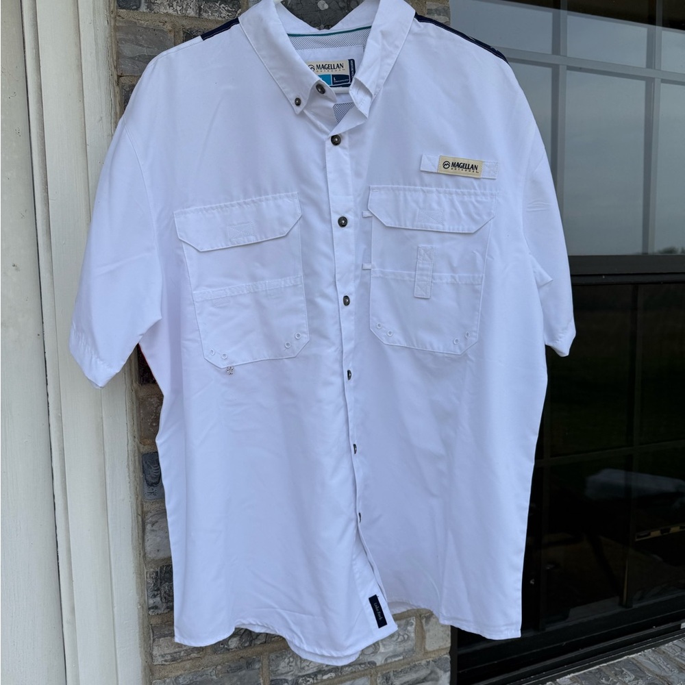 Magellan Outdoors Men's White Short Sleeve Shirt